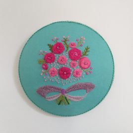 ELKELT  Vivid bunch of flowers embroidered picture,  embroidery hoop art, circle embroidered wall decoration