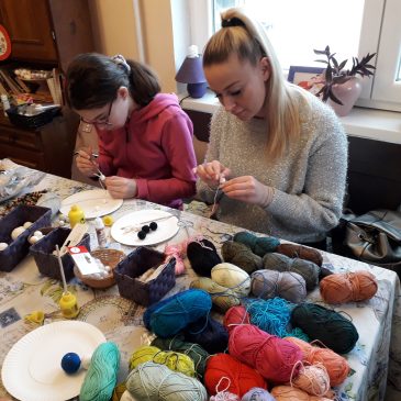 Fürge ujjak szorgoskodtak az első Textilbogyó Műhelyben