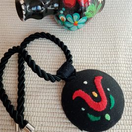 Hímzett kalocsai mintás egyedi nyaklánc, magyaros hímzett ékszer,folk nyaklánc, kalocsai hímzés