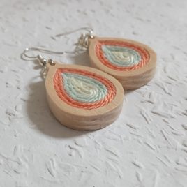 ELKELT Mini csepp alakú halvány árnyalatban fülbevaló,textil egyedi fülbevaló, fonal fülbevaló