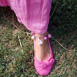 Rózsaszín csíkos-tarka bokalánc, textilbogyó bokalánc, bokaékszer, lábdísz, lábékszer