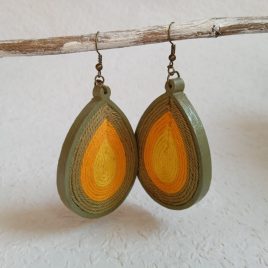 ELKELT Moha csepp alakú fonal fülbevaló ,textil egyedi fülbevaló, fonal fülbevaló, fafülbevaló