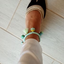 Kék-zöld csíkos-tarka bokalánc, textilbogyó bokaékszer, lábdísz, lábékszer